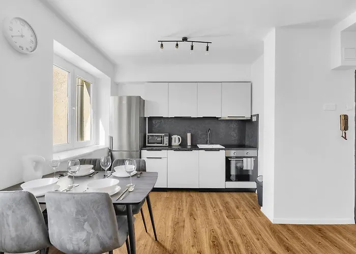 Panorama & Terrace In Center *