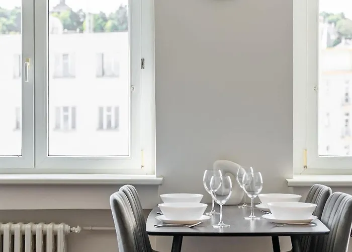 Panorama & Terrace In Center *