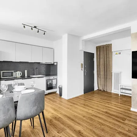 Apartman Panorama & Terrace In Center *